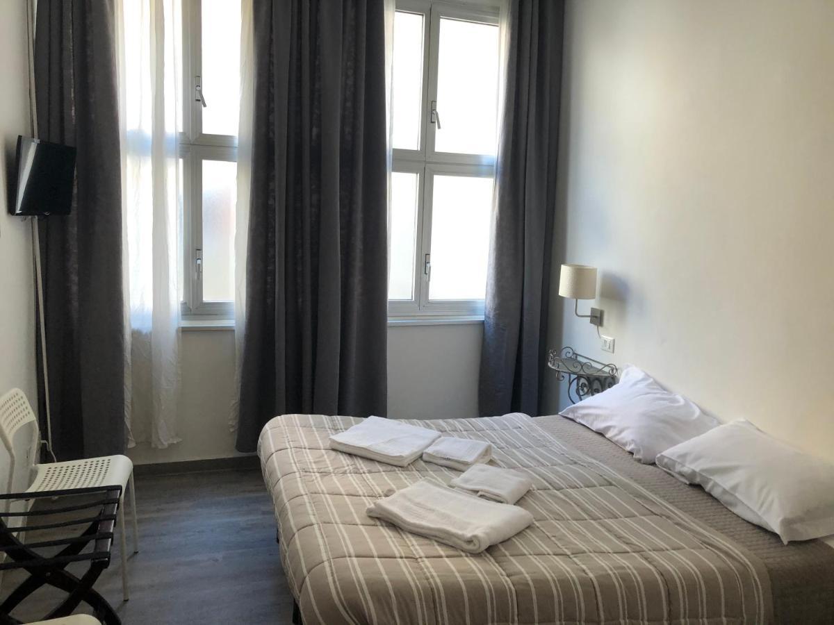 Ai Leoni Otel Verona Dış mekan fotoğraf